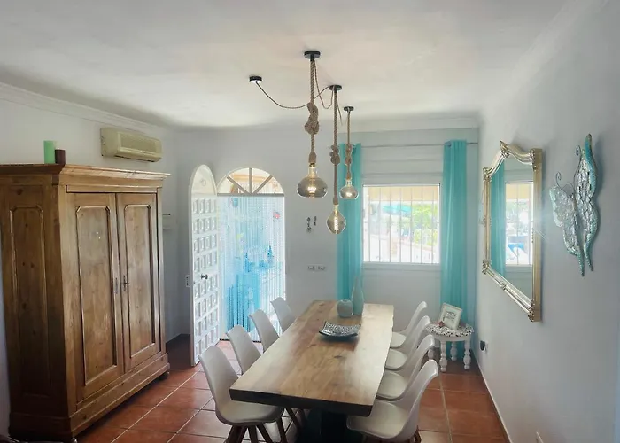 Casira, 10 Personen, Vinuela, Andalucia Villa *